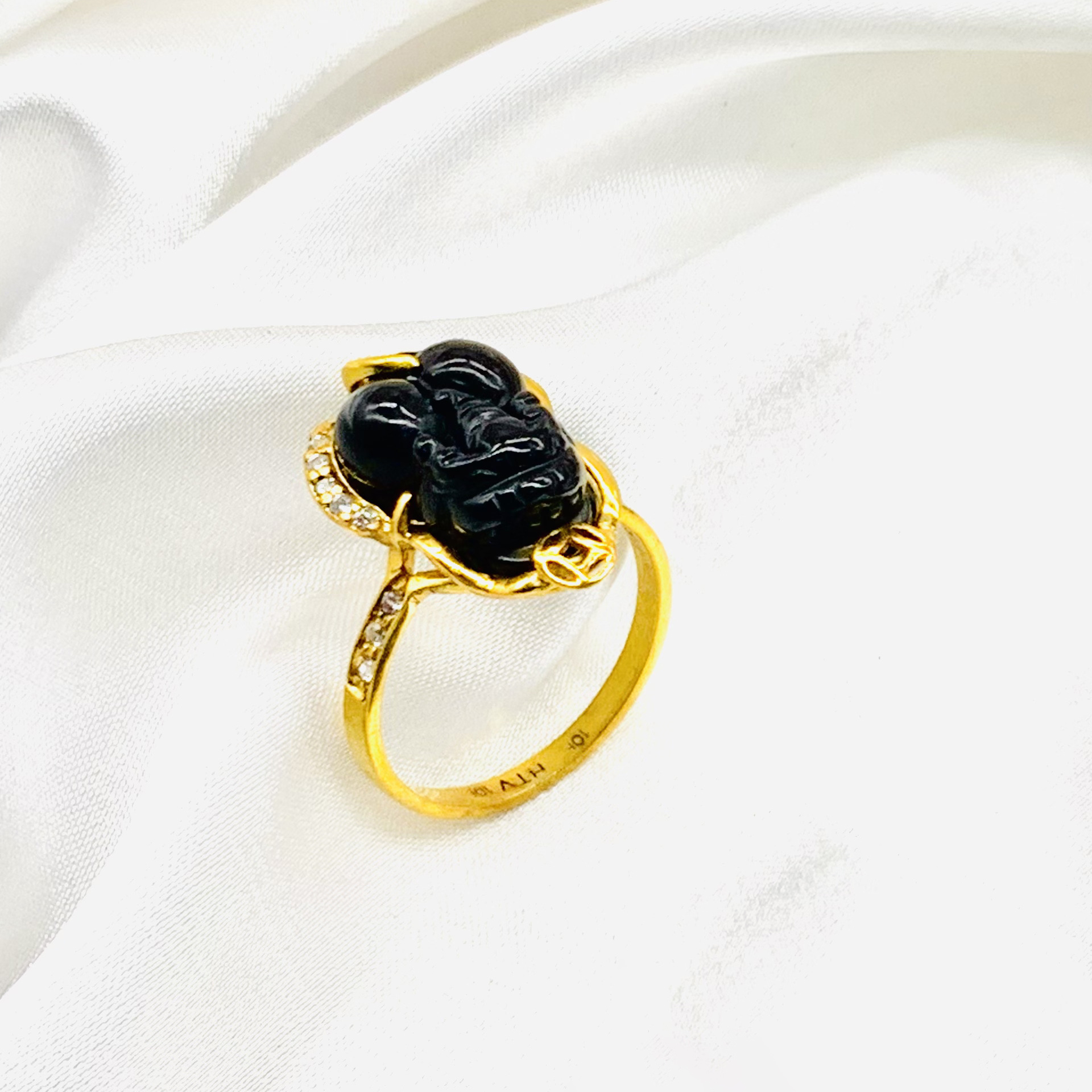 Black Quartz Ring Pixiu Wrap Golden